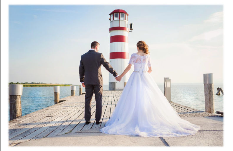 Wedding_couple_lighthouse-hcr-blank